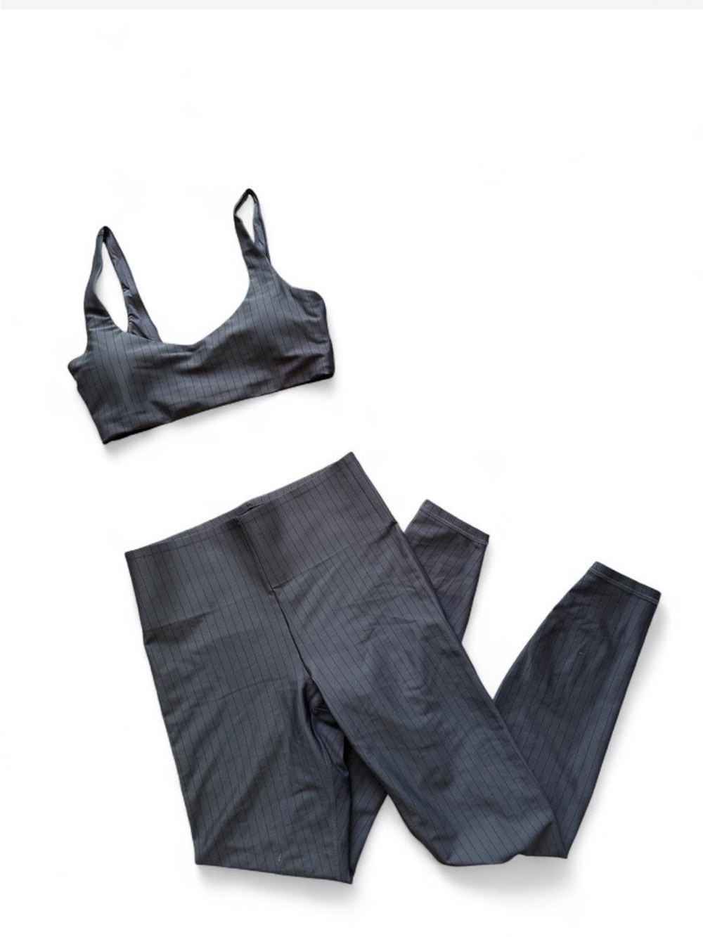 Fabletics lux 360 black pinstripe set with thin vertical stripes - Picture 2 of 5